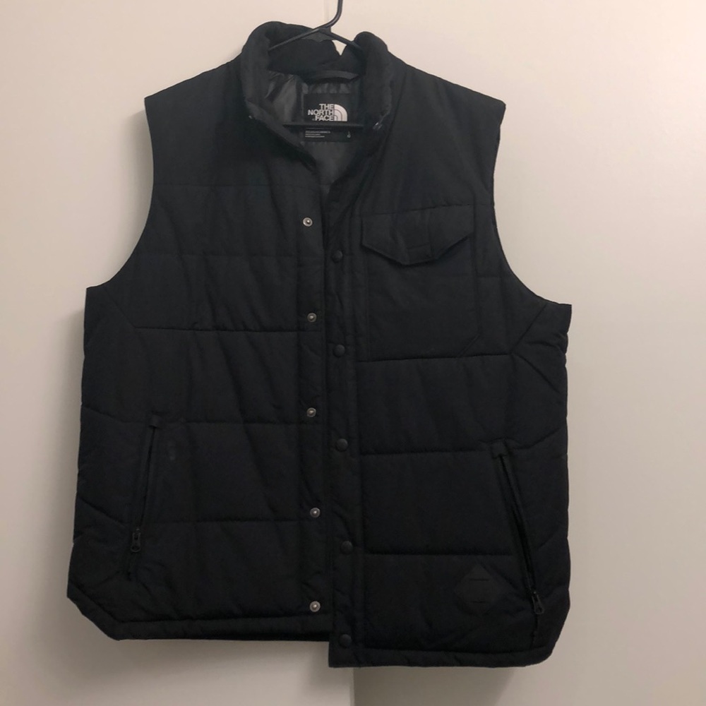 NWOT MENS The North Face Vest (Black)
